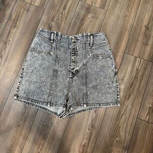 Happy Nature Ultra High Rise Seamed Short Acid Wash Black 31